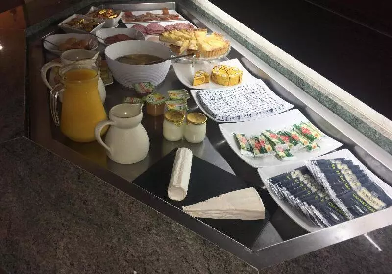 Отель Hôtel éden   Metz Nord   Woippy   Porte Du Luxembourg