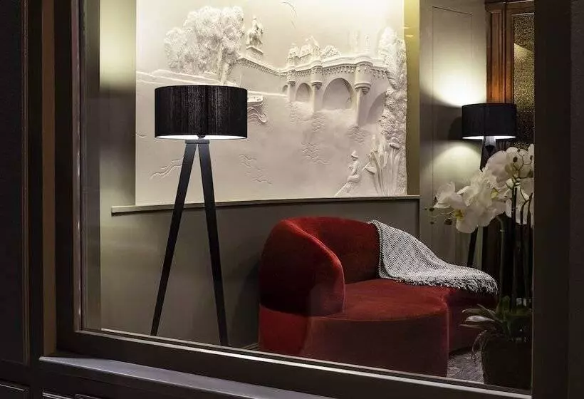 هتل Hôtel Ducs De Bourgogne