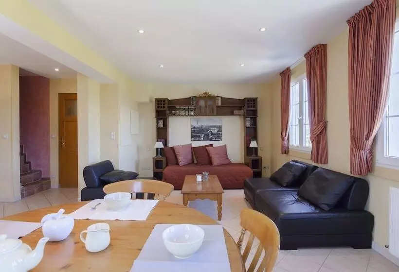 호텔 Normandy Country Club