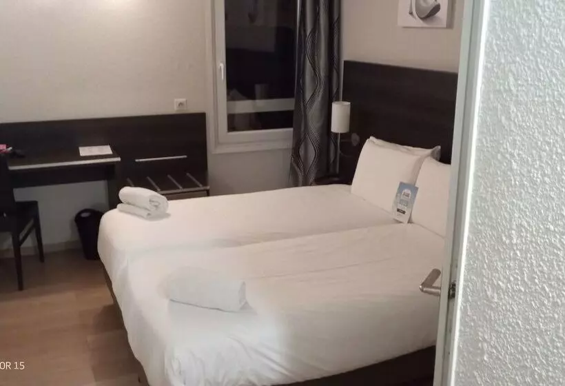 ホテル Kyriad Belfort Centre Gare