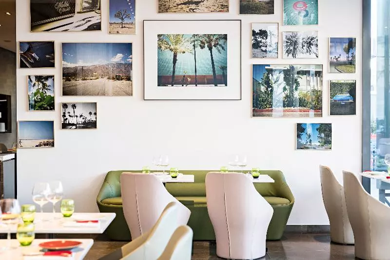 ホテル Pullman Paris Tour Eiffel