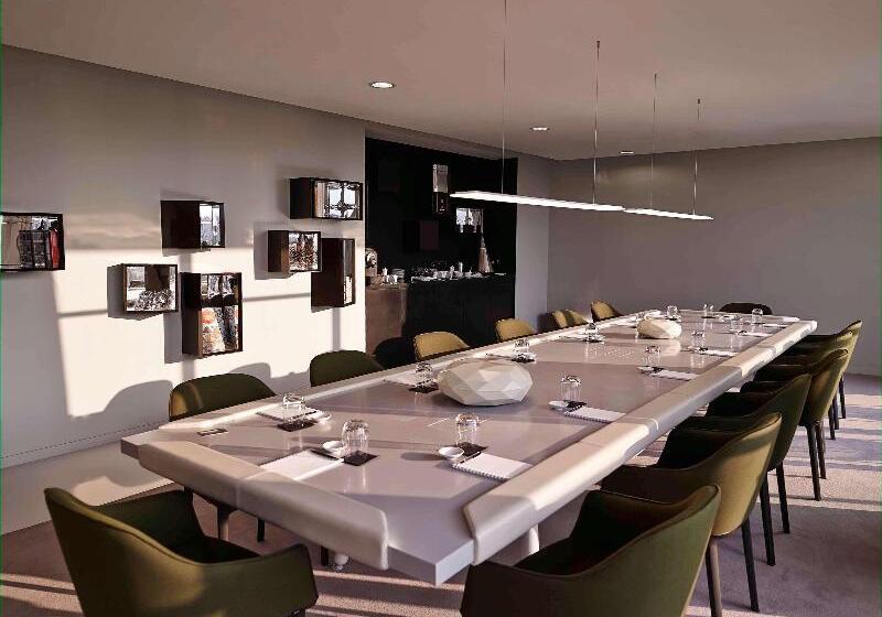 هتل Pullman Paris Tour Eiffel