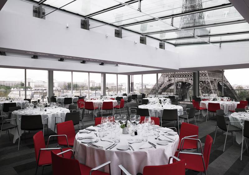 هتل Pullman Paris Tour Eiffel