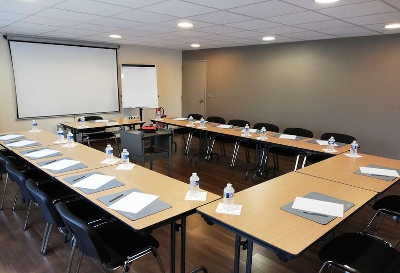 فندق Campanile Caen Est Mondeville