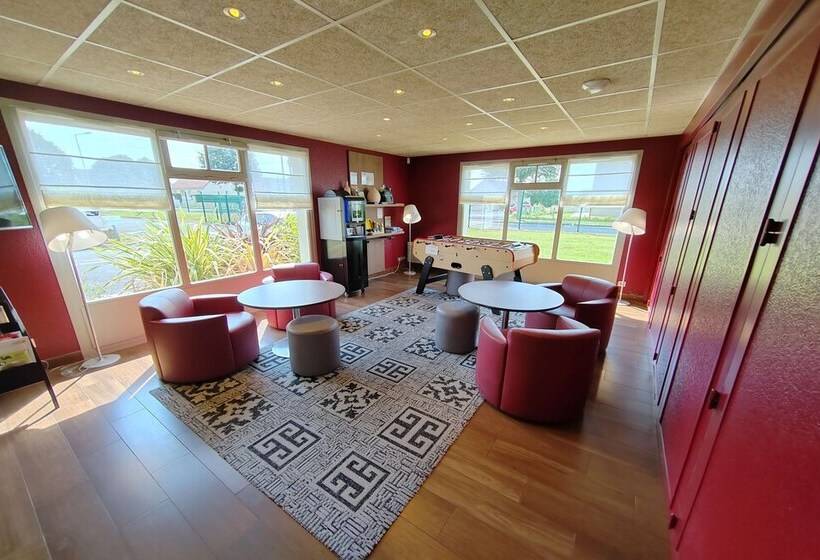 فندق Campanile Caen Est Mondeville