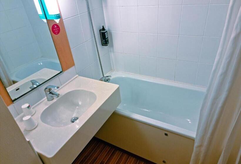 هتل Ibis Caen Porte D’angleterre