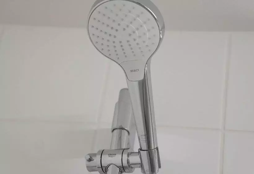 בית מלון כפרי Ibis Caen Porte D’angleterre