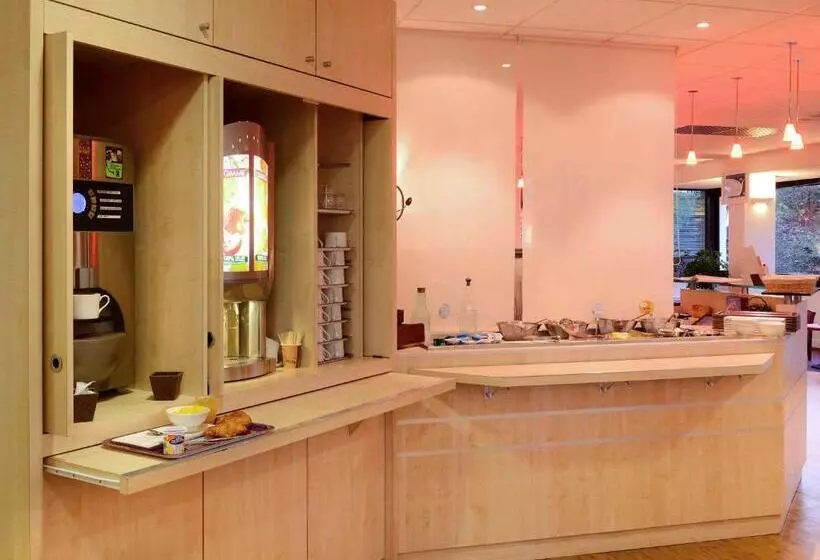 בית מלון כפרי Ibis Caen Porte D’angleterre