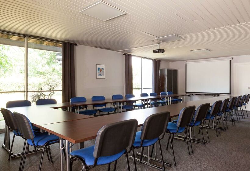 هتل The Originals City, Hôtel Du Phare, Bordeaux Mérignac