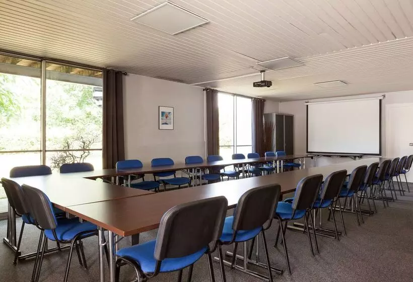 호텔 The Originals City, Hôtel Du Phare, Bordeaux Mérignac