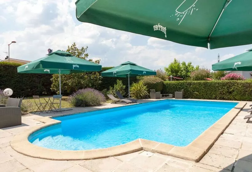 호텔 The Originals City, Hôtel Du Phare, Bordeaux Mérignac