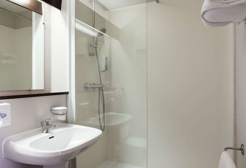 هتل The Originals City, Hôtel Du Phare, Bordeaux Mérignac