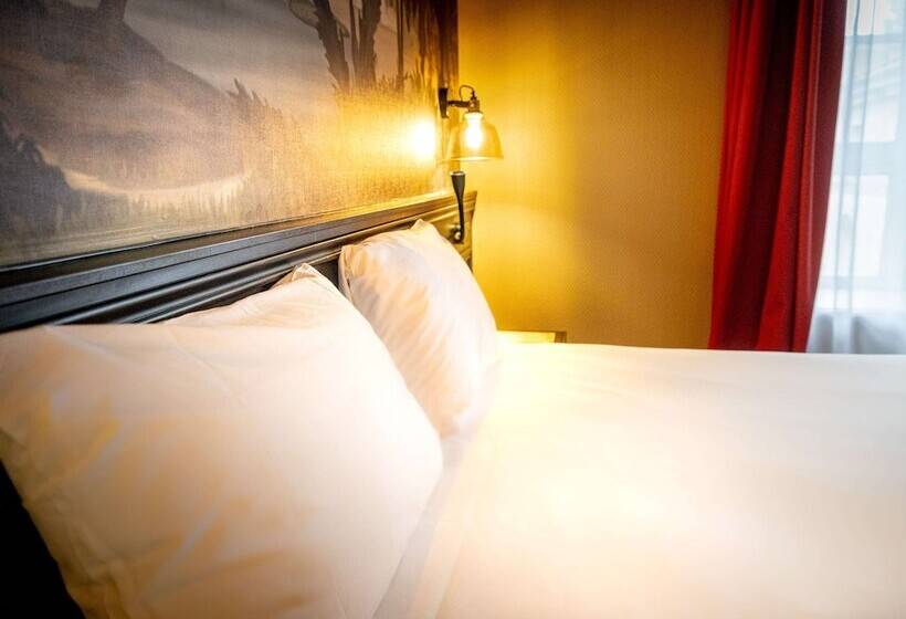 Отель Mercure Rochefort La Corderie Royale