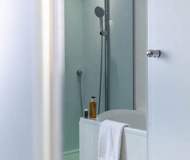 هتل Oceania Brest