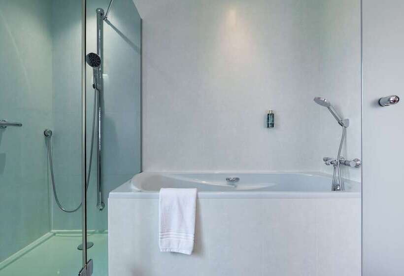 هتل Oceania Brest