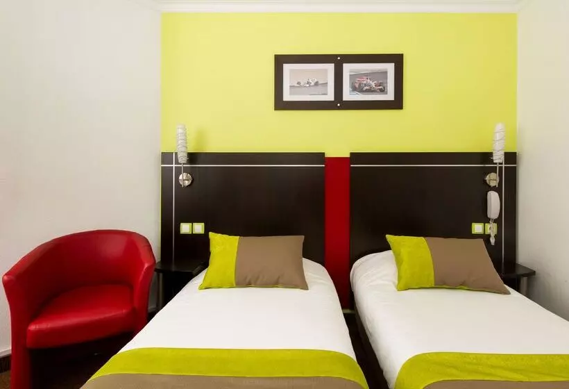 Отель Campanile Reims Centre  Cathedrale