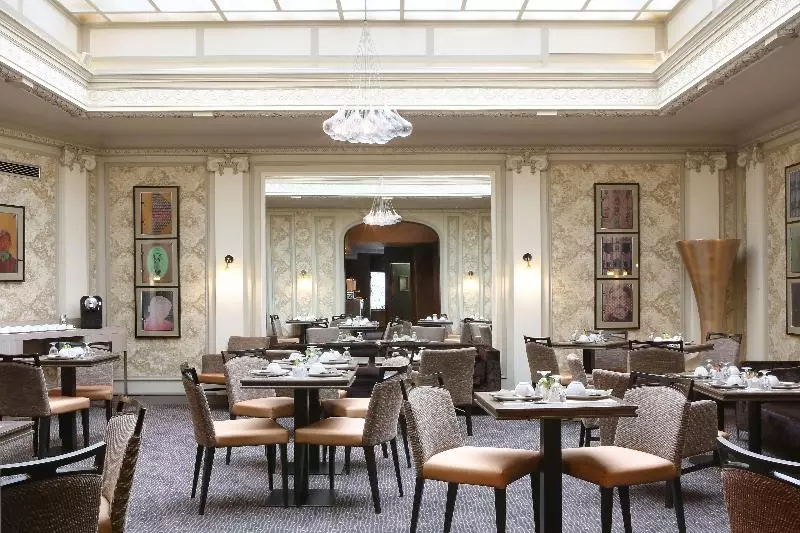 ホテル Hôtel Littéraire Le Swann, BW Premier Collection