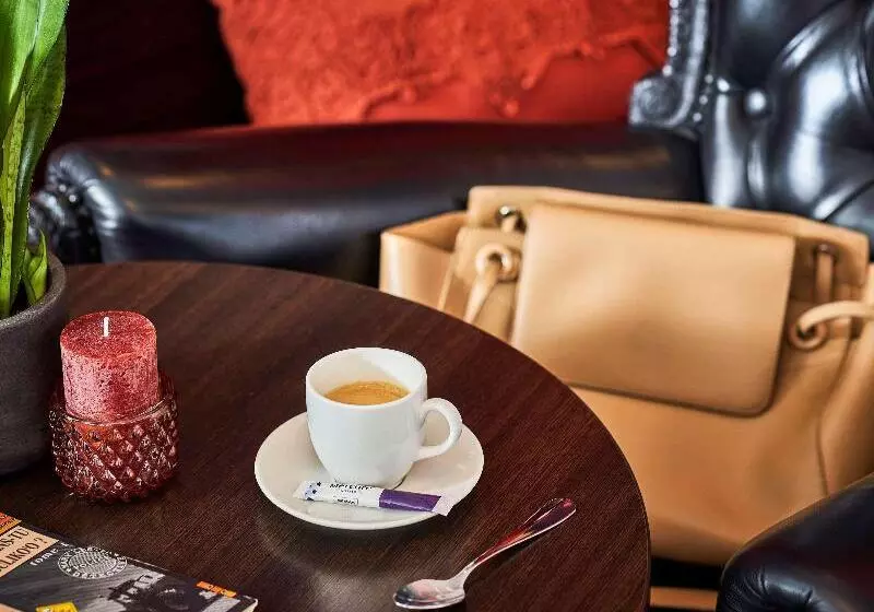 ホテル Mercure Paris Tour Eiffel Pont Mirabeau