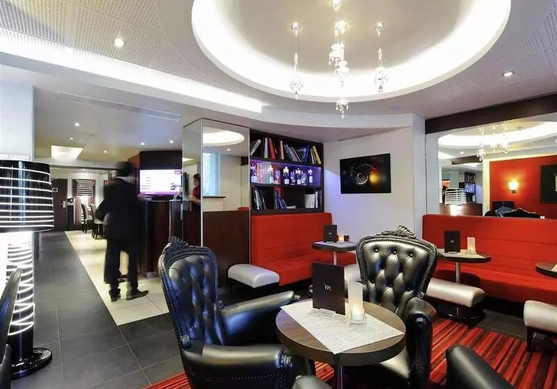 ホテル Mercure Paris Tour Eiffel Pont Mirabeau