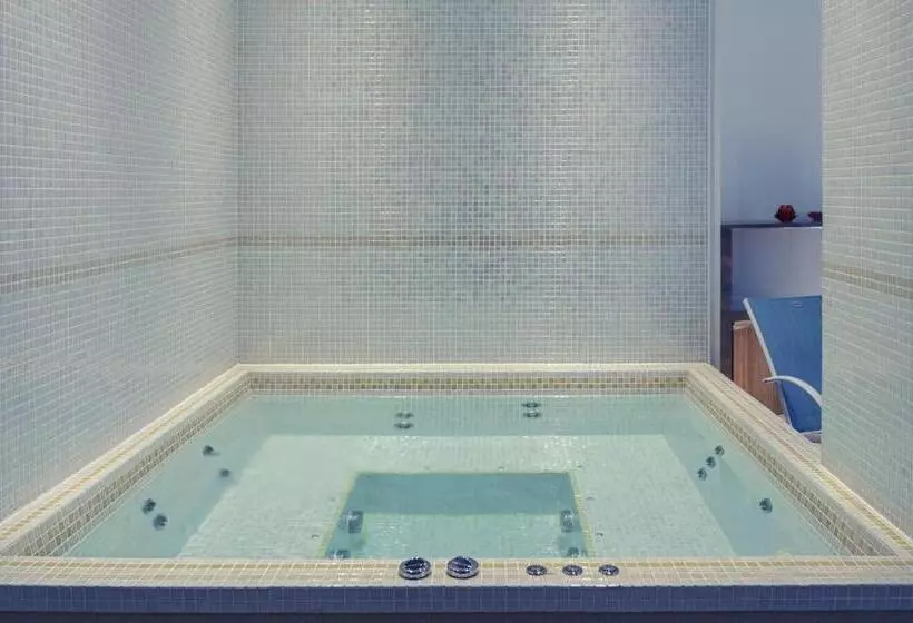 酒店 Mercure Saintnectaire Spa & Bienetre