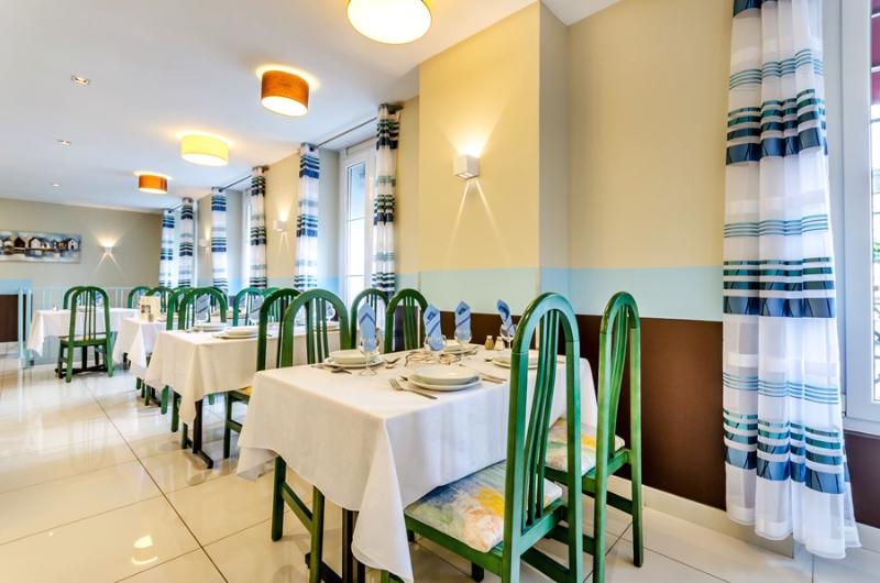 هتل Saint Louis De France