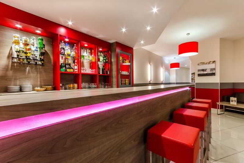 هتل Saint Louis De France