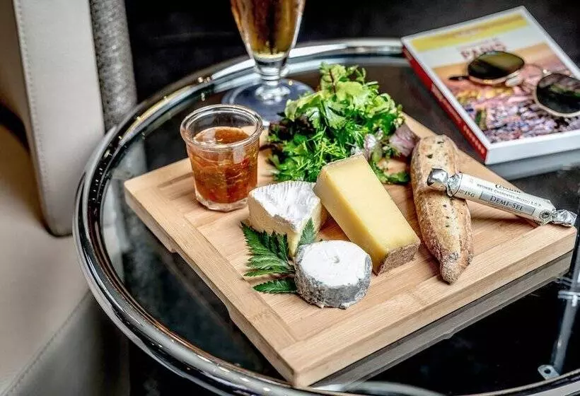 호텔 Sheraton Paris Charles De Gaulle Airport