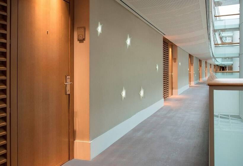 בית מלון כפרי Sheraton Paris Charles De Gaulle Airport