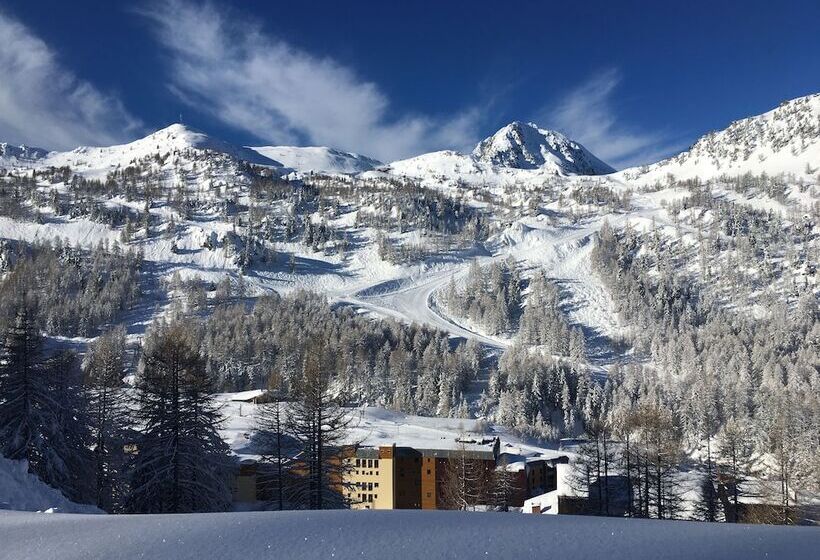 Sowell Hotels Le Pas Du Loup