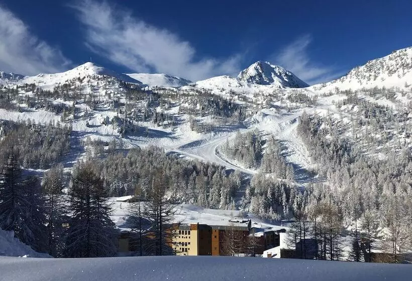 Sowell Hotels Le Pas Du Loup