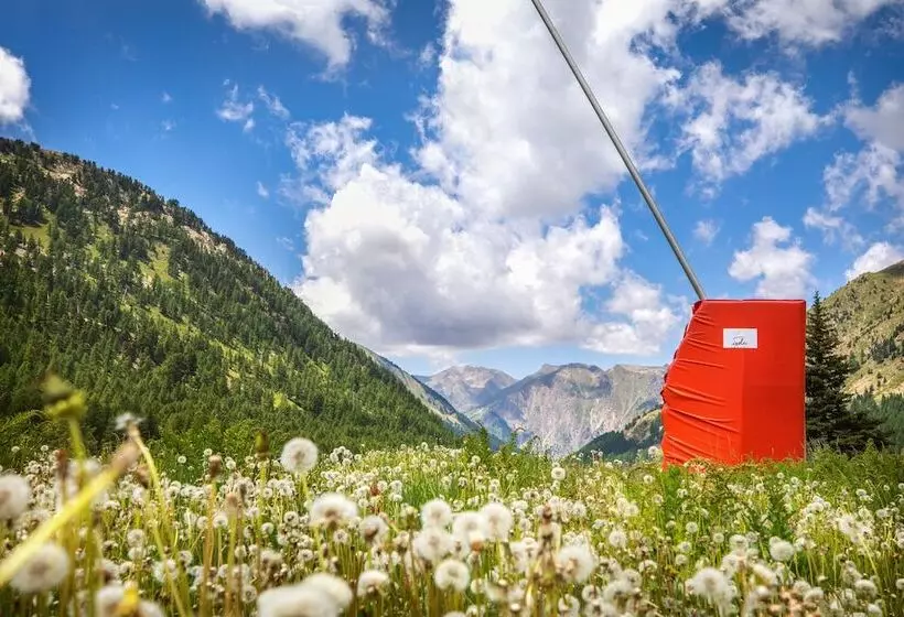 Sowell Hotels Le Pas Du Loup