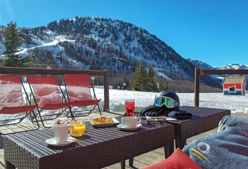 Sowell Hotels Le Pas Du Loup