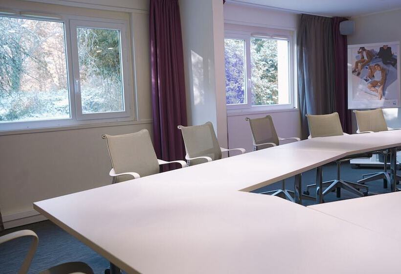 Novotel Fontainebleau Ury