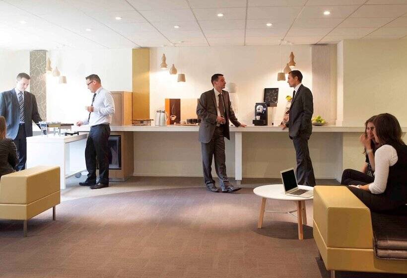 Novotel Fontainebleau Ury