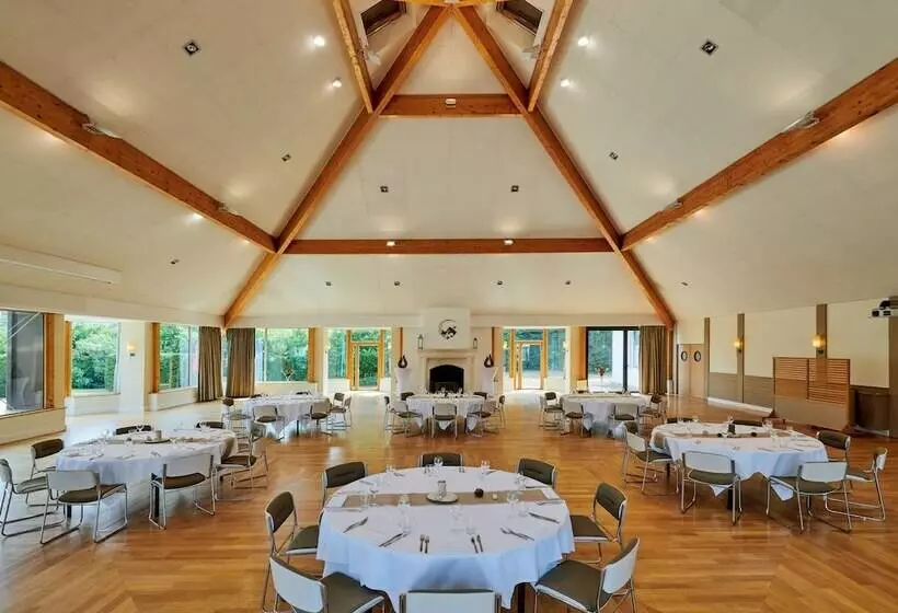 Novotel Fontainebleau Ury