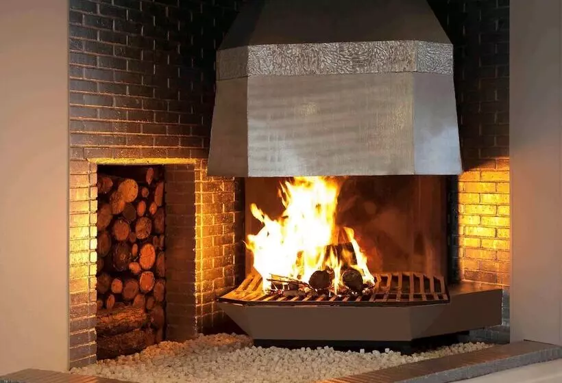 Novotel Fontainebleau Ury