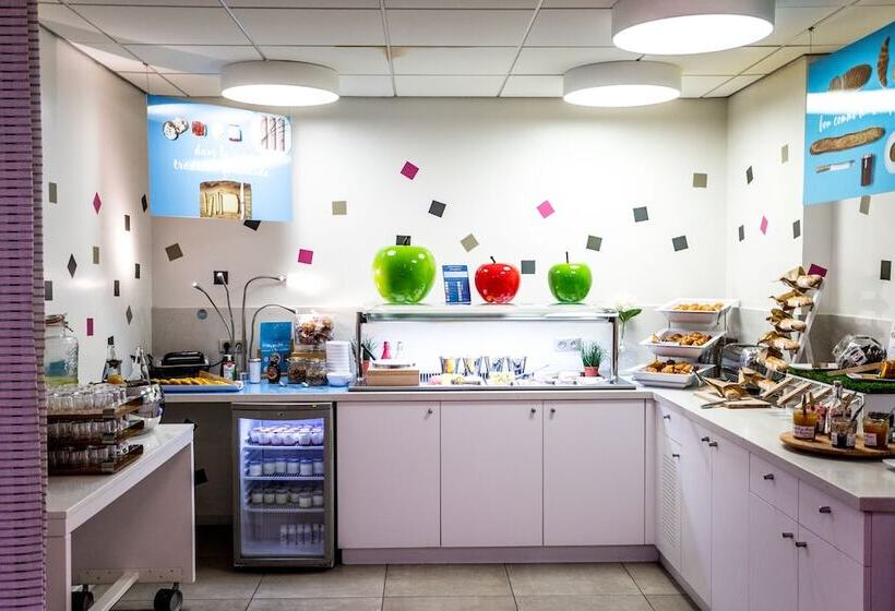 Novotel Fontainebleau Ury