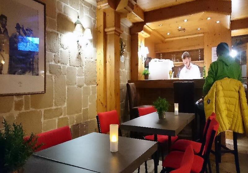 اقامتگاه Les Balcons Du Savoy