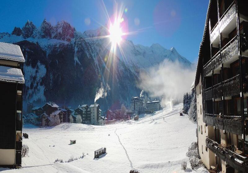 اقامتگاه Les Balcons Du Savoy