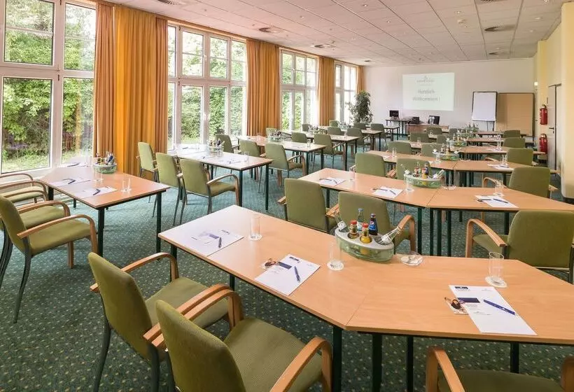 בית מלון כפרי Plaza Inn Chemnitz