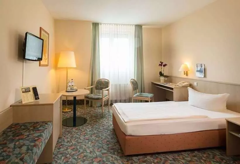 בית מלון כפרי Plaza Inn Chemnitz