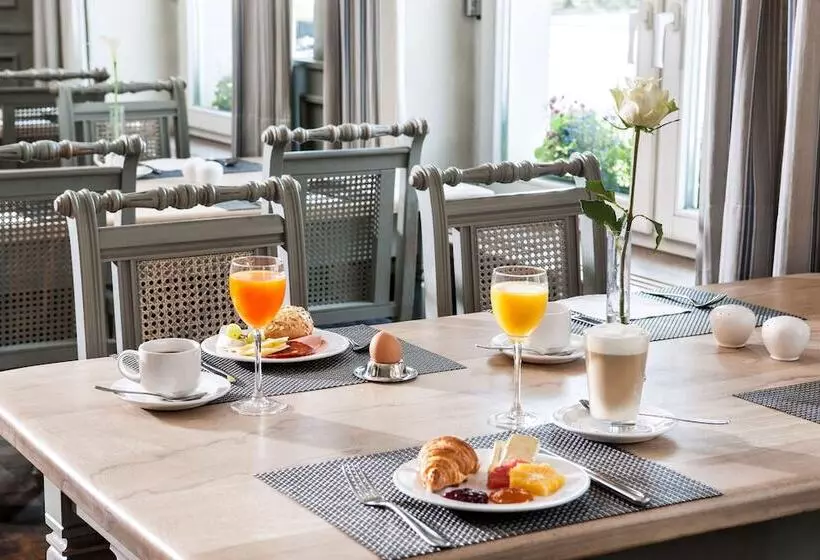 هتل NH Berlin City Ost