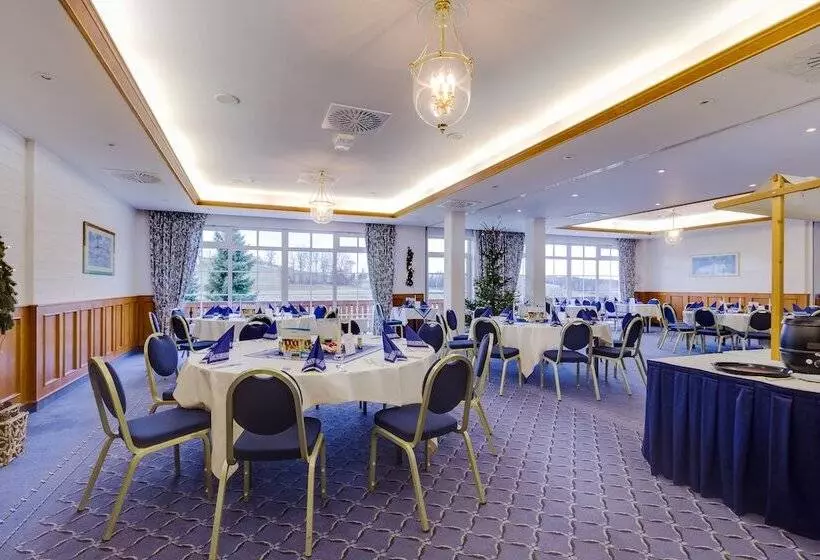 Panorama Berghotel Wettiner Höhe