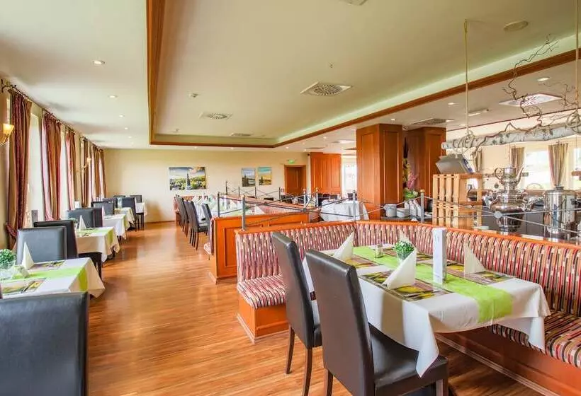 Panorama Berghotel Wettiner Höhe