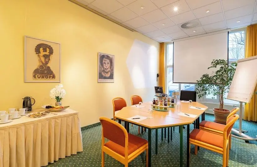 Hotelli Plaza Inn Chemnitz