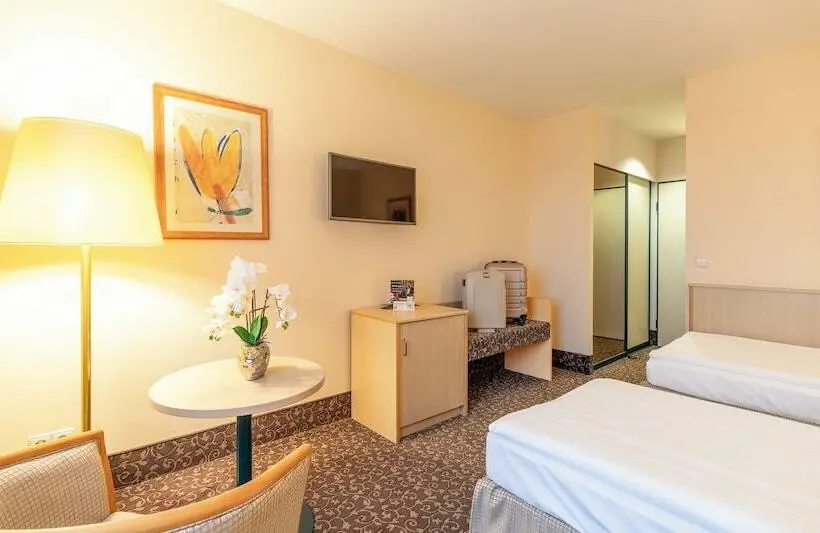 Hotelli Plaza Inn Chemnitz