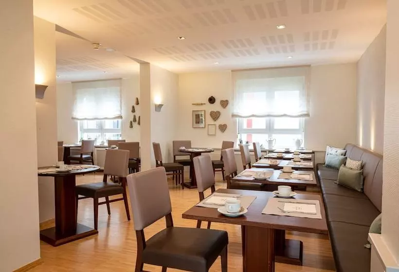 Отель Stadt Freiburg