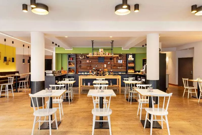 Отель Vienna House Easy By Wyndham Limburg