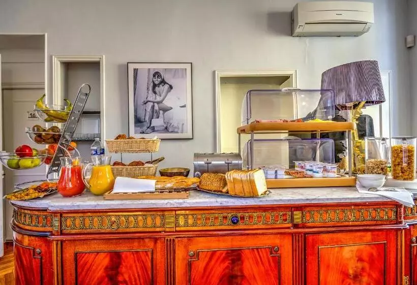 Villa Claudia Hotel Cannes Centre   Parking