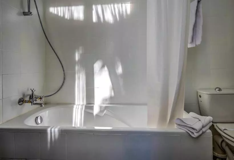 Villa Claudia Hotel Cannes Centre   Parking